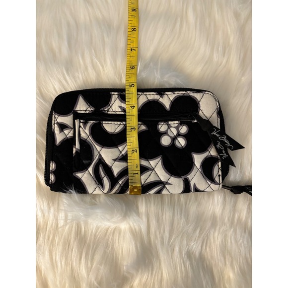 Vera Bradley Opera Wallet – "Night and Day" Black & White Retired Pattern – NWOT - Picture 9 of 10